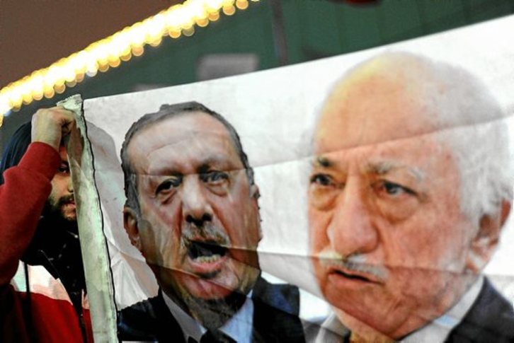 Erdogan eta Gulen, argazkitan. (AFP)