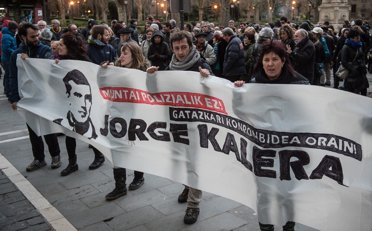 Denuncia del caso de Jorge Olaiz en Iruñea. (Jagoba MANTEROLA / ARGAZKI PRESS)