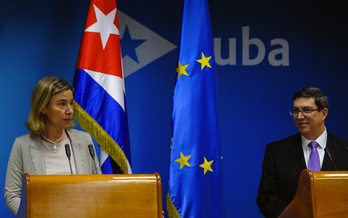 Mogherini y Rodríguez han anunciado el acuerdo en La Habana. (Yamil LAGE / AFP)