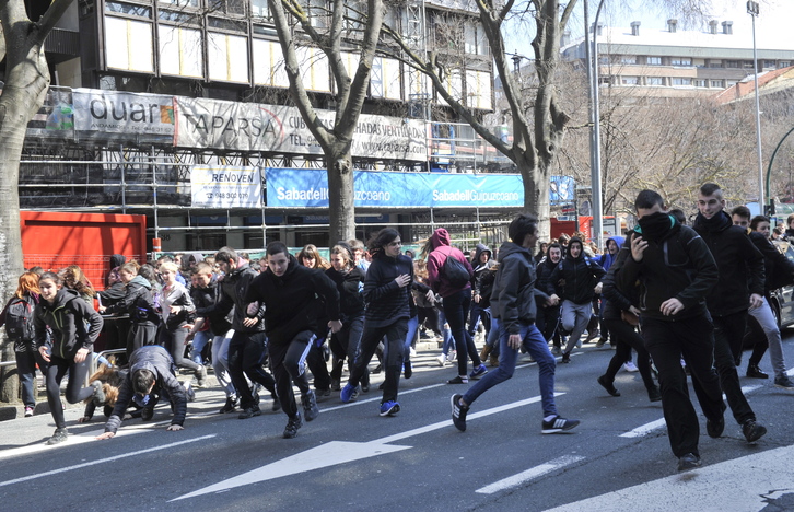 Iruñeko manifestazioaren ondotik izan ziren istiluak. (Idoia ZABALETA/ARGAZKI PRESS)