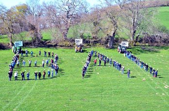 Mementoz hamabost Herriko Etxek "bai" erran diote hiri elkargo bakarrari. ©Batera