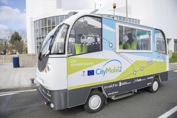 CityMobil autobusa Miramongo parke teknologikoan ibiliko da hiru hilabetez. (Juan Carlos RUIZ/ARGAZKI PRESS)