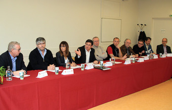 Ekimenak gaiari buruzko eztabaidatzeko xedea du.