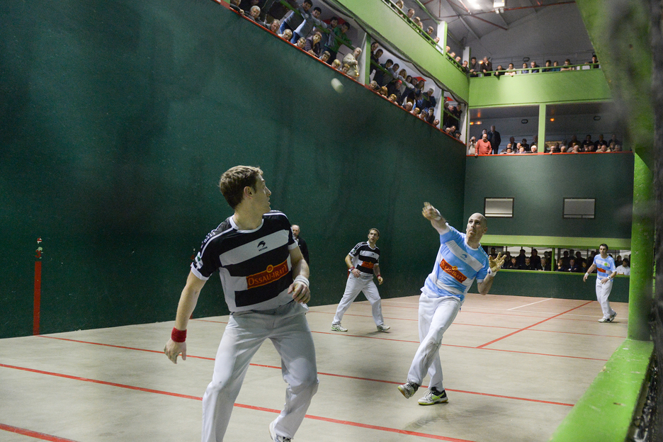 Lambert et De Ezcurra se sont inclinés en finale du championnat de France par équipes du groupe B. © Isabelle MIQUELESTORENA 