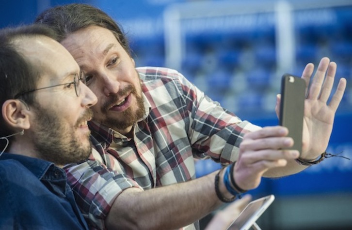 Echenique e Iglesias, durante un mitin en Iruñea. (Jagoba MANTEROLA/ARGAZKI PRESS)