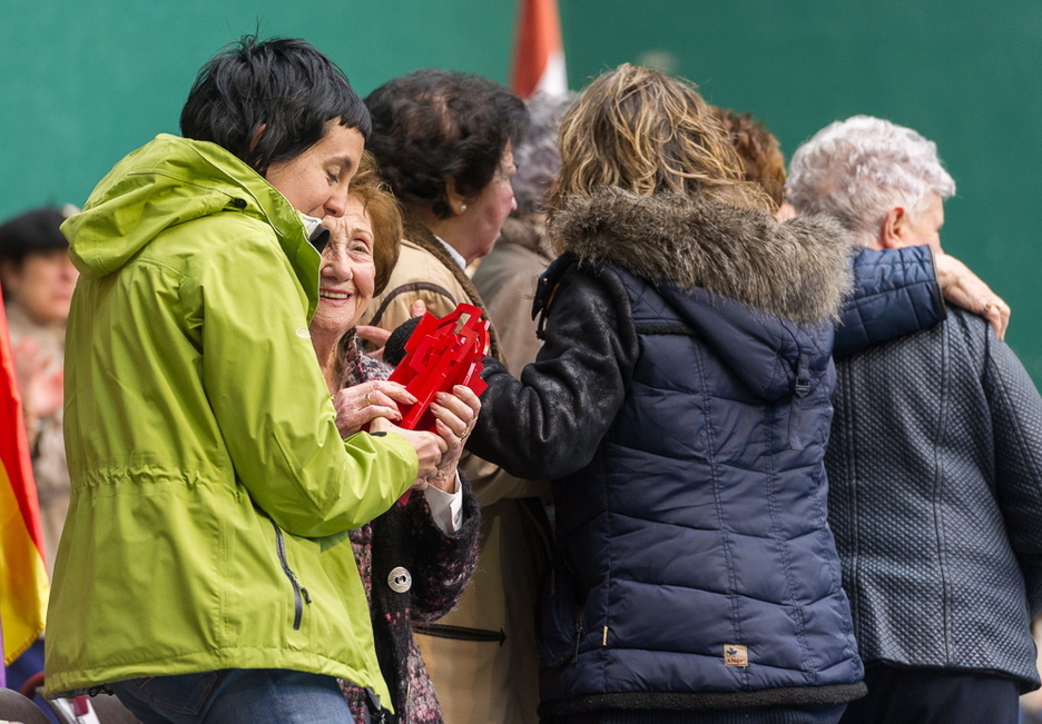 Omenduak izan diren zenbait emakume. (Juanan RUIZ / ARGAZKI PRESS)