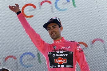 Tom Dumoulin jantzi du arrosa. (Luk BENIES / AFP)