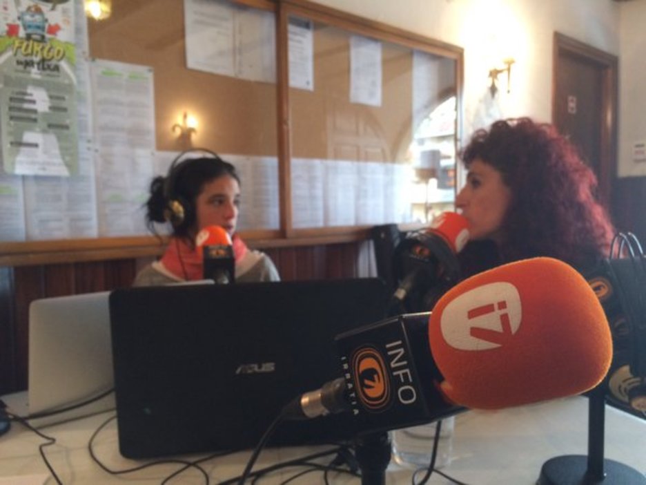 Araida, Mirentxinen alaba eskuinean