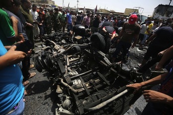 La explosión ha tenido lugar en las inmediaciones de un mercado popular. (Ahmad AL-RUBAYE/AFP)