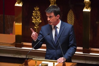 Manuel Valls, durante su intervención parlamentaria. (GEOFFROY VAN DER HASSELT / AFP)