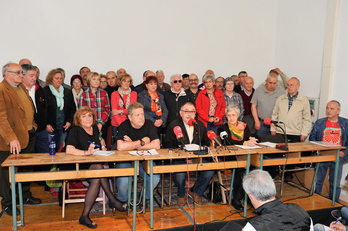 Los exsindicalistas explicaron su apoyo a la querella. (Idoia ZABALETA/ARGAZKI PRESS)