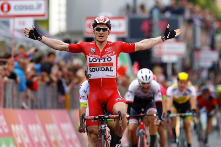 Andre Greipel txirrindulari alemaniarraren helmugaratzea. (Luk BENIES/AFP)