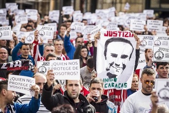 Manifestación por Iñigo Cabacas. (Aritz LOIOLA/ARGAZKI PRESS)