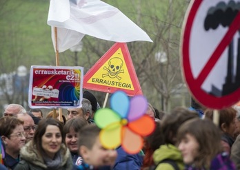 Erraustegiaren aurkako protesta bat, Andoainen. (Gorka RUBIO/ARGAZKI PRESS)