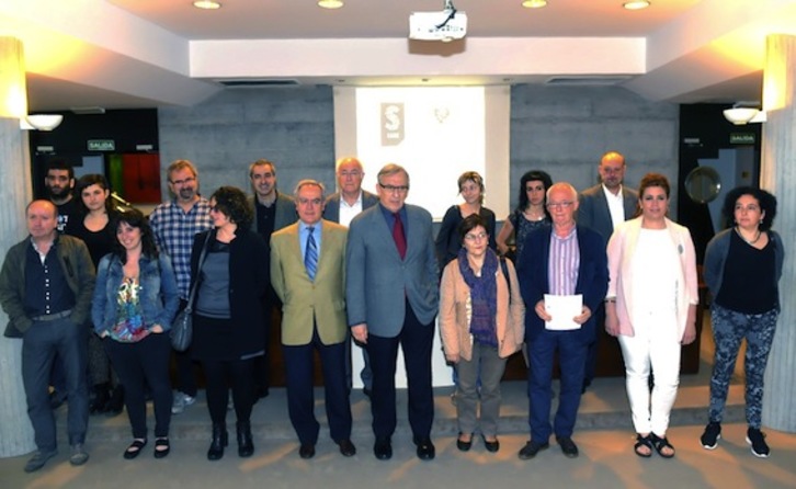 Comparecencia de juristas en el Colegio de Abogados de Bizkaia. (Luis JAUREGIALTZO/ARGAZKI PRESS)