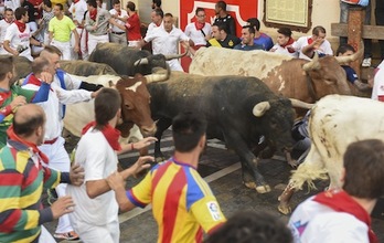 Los miuras, en el encierro del 14 de julio del año pasado. (Andoni CANELLADA/ARGAZKI PRESS)