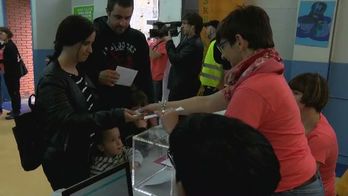 20160605-gure-esku-dago-konsultak-ac