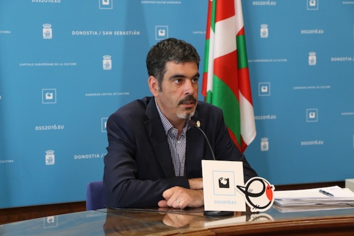 Eneko Goia, durante su comparecencia de este mediodía.