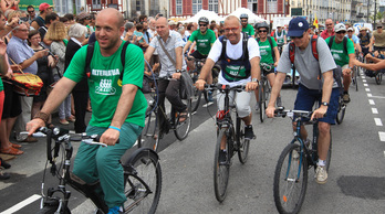 Alternatiba itzulia Baionan abiatu zen  eta Parisera heltzea du xede. © Bob EDME