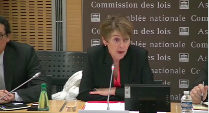 Adeline Hazan, Espetxe Zaintzako ikuskatzaile nagusia.