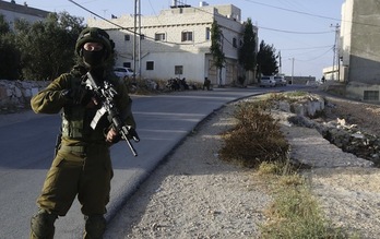 Un soldado israelí desplegado en la Cisjordania ocupada. (Hazem BADER/AFP)