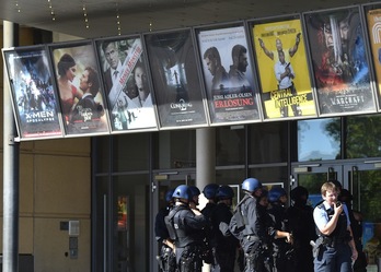 Un hombre ha muerto tras atrincherarse en unos cines. (Boris ROESSLER / AFP)