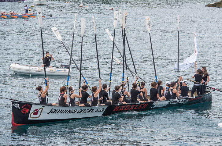 Hibaikako arraunlariak, artxiboko irudian. (Andoni CANELLADA / ARGAZKI PRESS