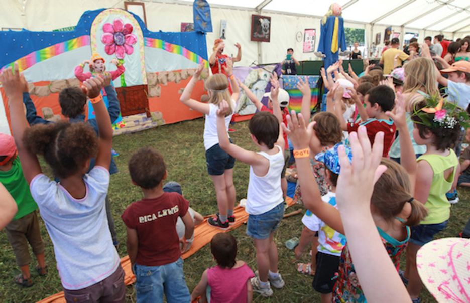 EHZ, herriak bat eginik Lekornen