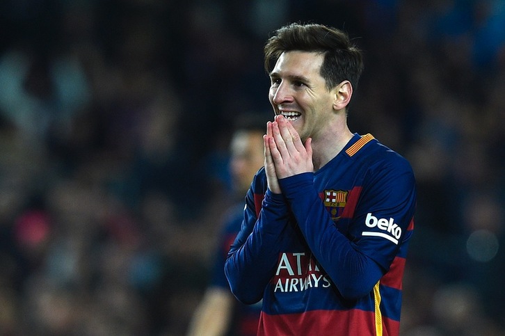 Leo Messi, en un partido contra el Real Madrid. (Lluis GENE/AFP)