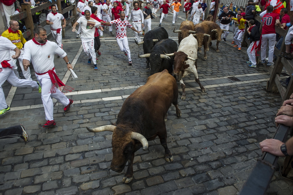 Los Jandilla se preparan a tomar sin problemas las curvas. (Jagoba MANTEROLA/ARGAZKI PRESS) Los Jandilla se preparan a tomar sin problemas las curvas. (Jagoba MANTEROLA/ARGAZKI PRESS)