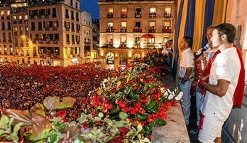 Gillen Hiribarrenek iaz bertsoa bota zuen bestetan.