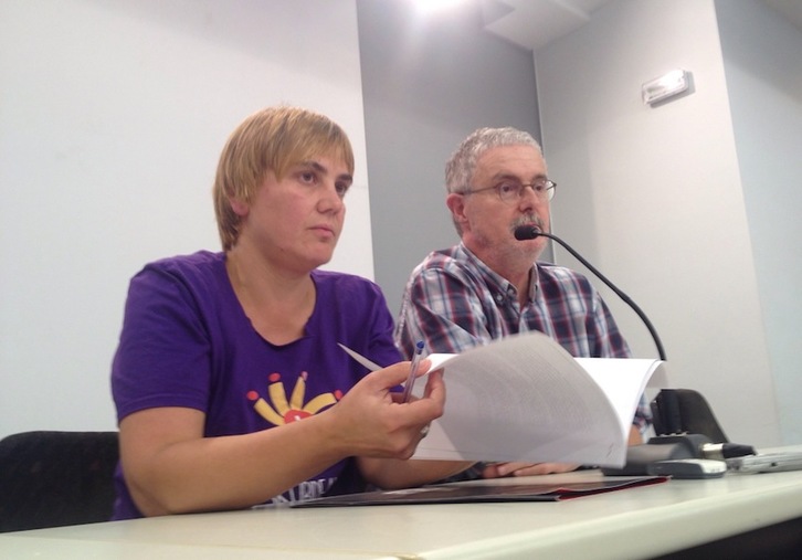 Ainhoa Etxaide y Txiki Muñoz han comparecido en Bilbo. (ARGAZKI PRESS)