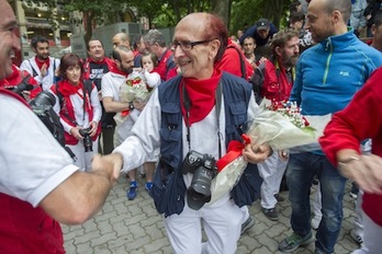Joxe Lacalle, que fue fotógrafo del diario ‘Egin’, fue homenajeado por sus compañeros gráficos. (Juan Carlos RUIZ/ARGAZKI PRESS)
