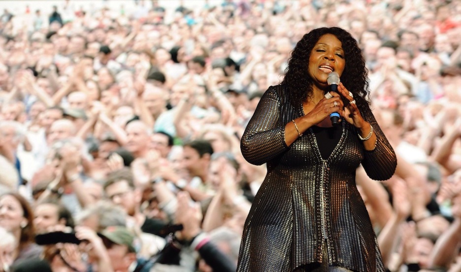 La reina de la música disco puso a bailar a toda la Zurriola. (Jon URBE/ARGAZKI PRESS)