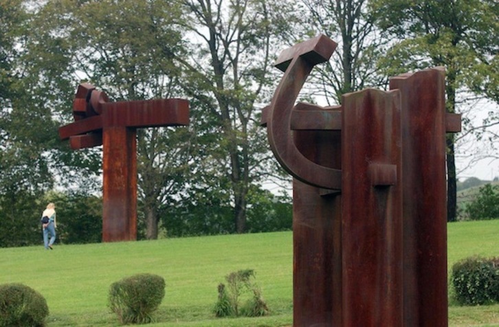 Chillida Leku está cerrado desde el 31 de diciembre de 2010. (Jon URBE/ARGAZKI PRESS)
