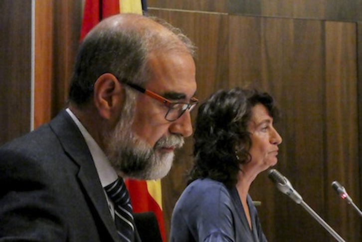 El consejero Domínguez ha dado a conocer la convocatoria de ayudas. (Jagoba MANTEROLA/ARGAZKI PRESS)