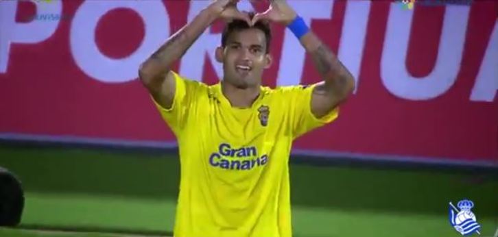 William Jose, Las Palmas taldearen elastikoarekin. (NAIZ)