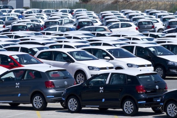 VW Nafarroa ha realizado 157 trabajos en la parada navideña y ha invertido 26,5 millones. (Iñigo URIZ/ARGAZKI PRESS)
