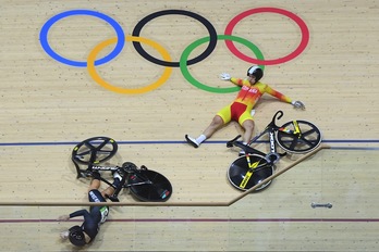 Tania Calvo erori egin da lehen proban. (Greg BAKER / AFP)