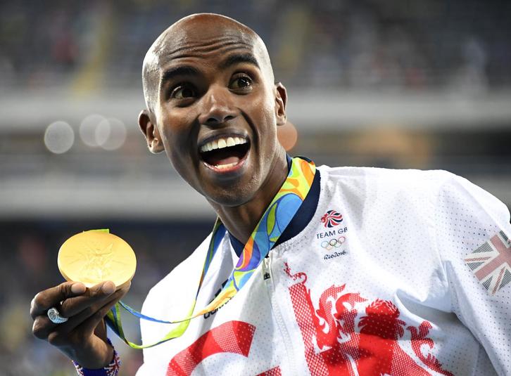 Mo Farah britainiarra, urrezko dominarekin. (Damien MEYER/AFP)