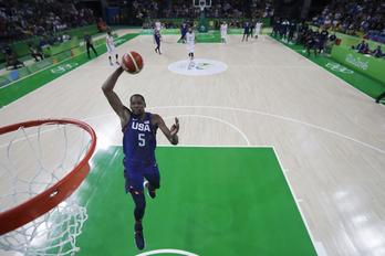 Kevin Durant, el máximo anotador del encuentro. (Eric GAY/AFP)