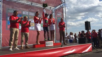 Nairo Quintana lider. (@LaVuelta)