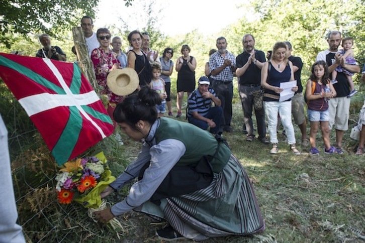 Homenaje a la famlia Sagardia-Goñi que tuvo lugar el 27 de agosto en la sima de Legarrea. (Jagoba MANTEROLA/ARGAZKI PRESS)