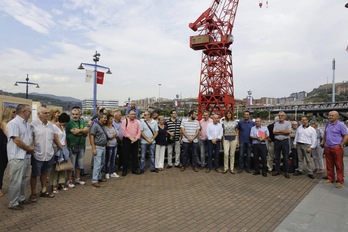 Idoia Mendia ha comparecido junto a sindicalistas de CCOO, UGT y Satse. (@socialistavasco)