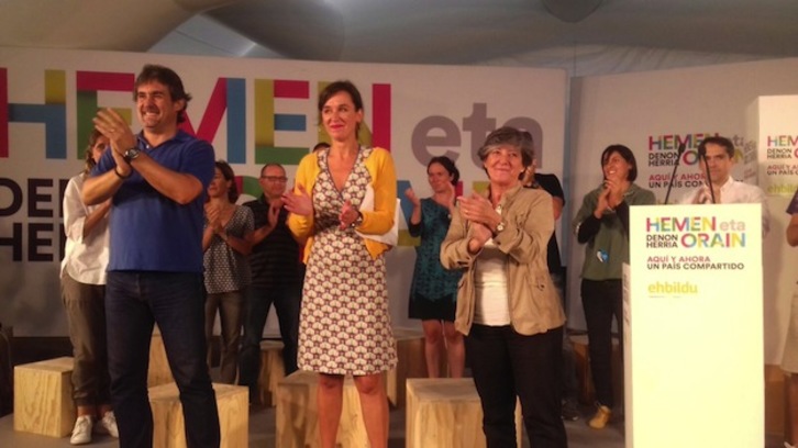 Urizar, Agirre y Mintegi, en el acto de Gernika. (EH Bildu)