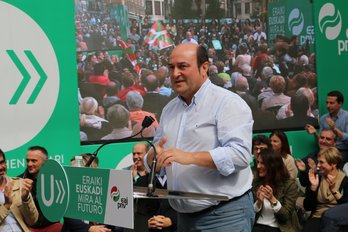 Andoni Ortuzar, EAJren Donostiako mitinean. (@eajpnv)