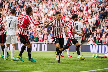 Aritz Adurizek bi gol sartu ditu. (Aritz LOIOLA/ARGAZKI PRESS)