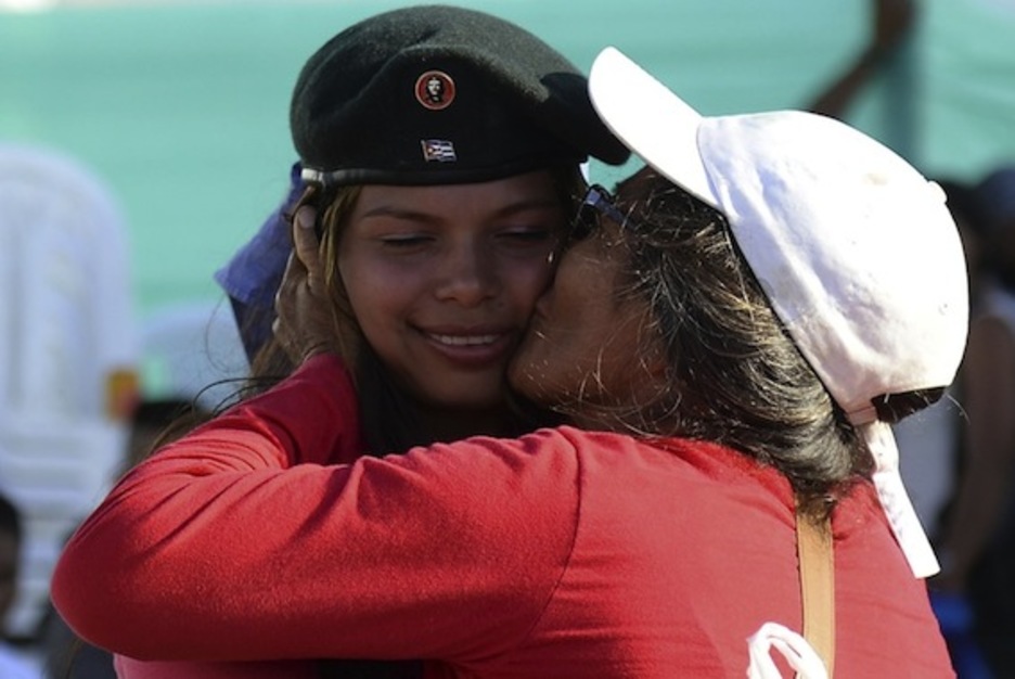 Emoción en las filas de las FARC-EP. (Raúl ARBOLEDA/AFP)