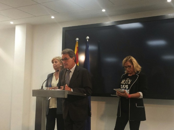 Mas, Rigau y Ortega, en su comparecencia de este lunes. (@Pdemocratacat)