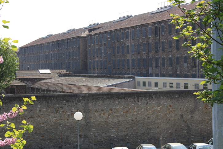 2.989 presos ocupan a día de hoy la prisión de Fresnes, mil más que hace una década.